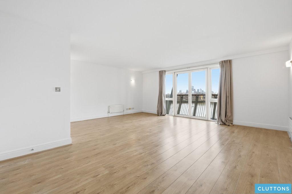 Property photo 1 of 22 Picture No. 14