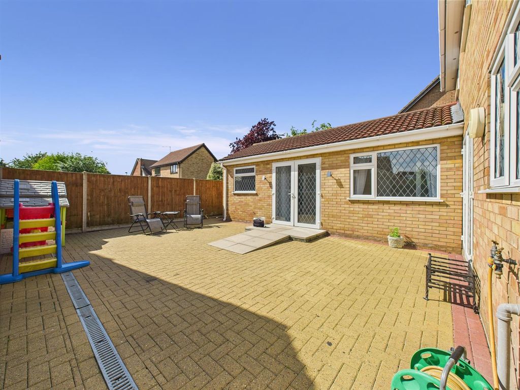 Property photo 2 of 15 Cam03975G0-Pr0114-Still030.Jpg