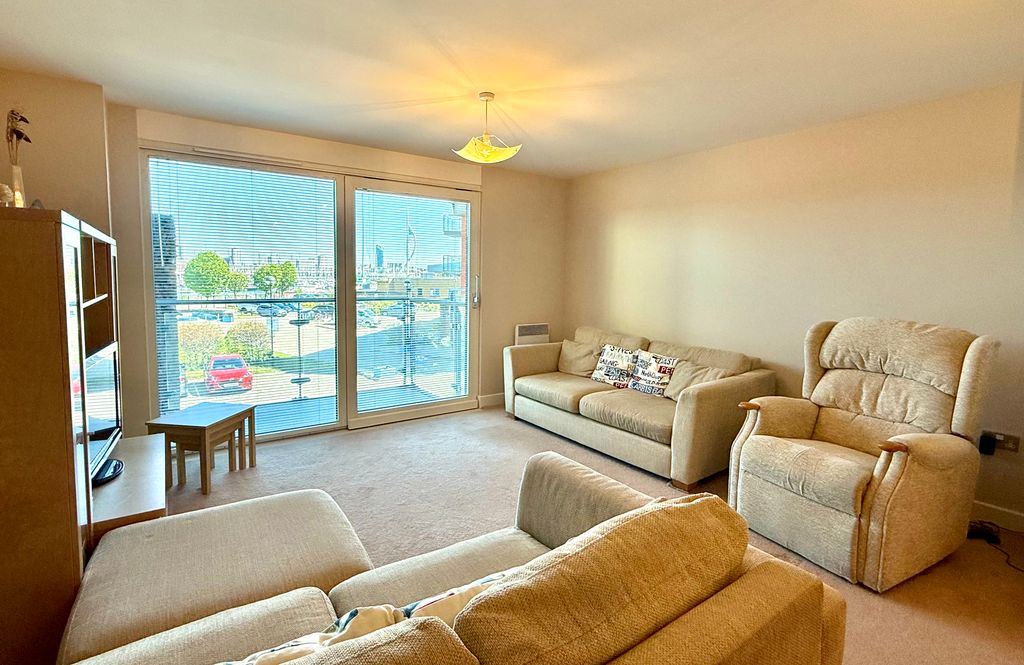 Property photo 2 of 15