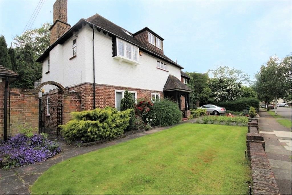 Property photo 1 of 28