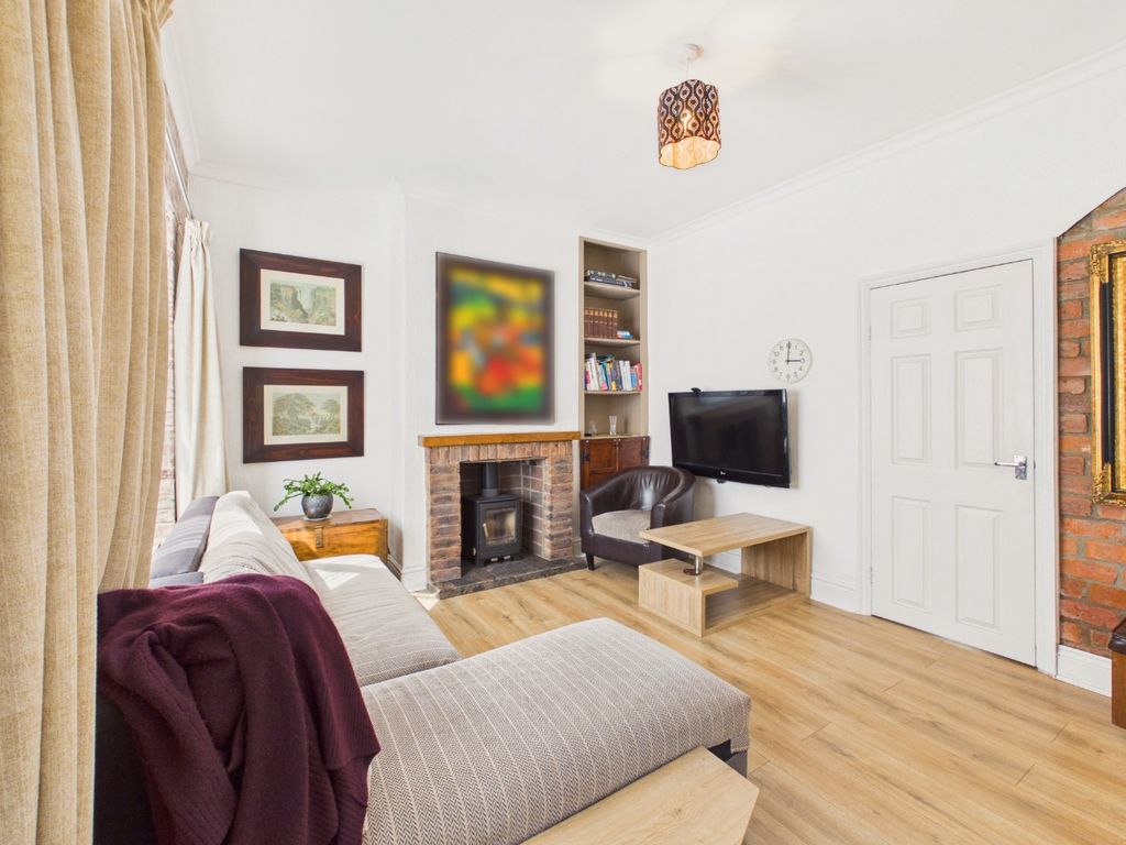 Property photo 2 of 18 5416104