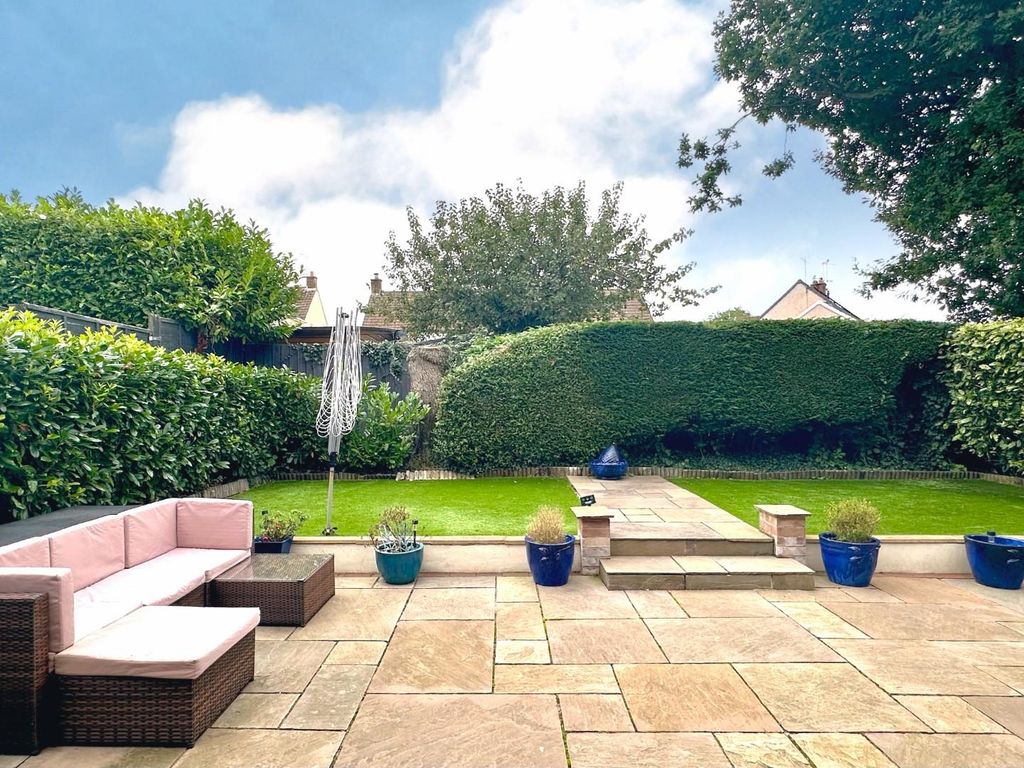 Property photo 1 of 29 Garden