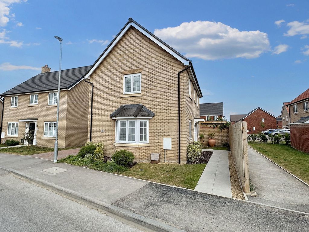 Property photo 1 of 31