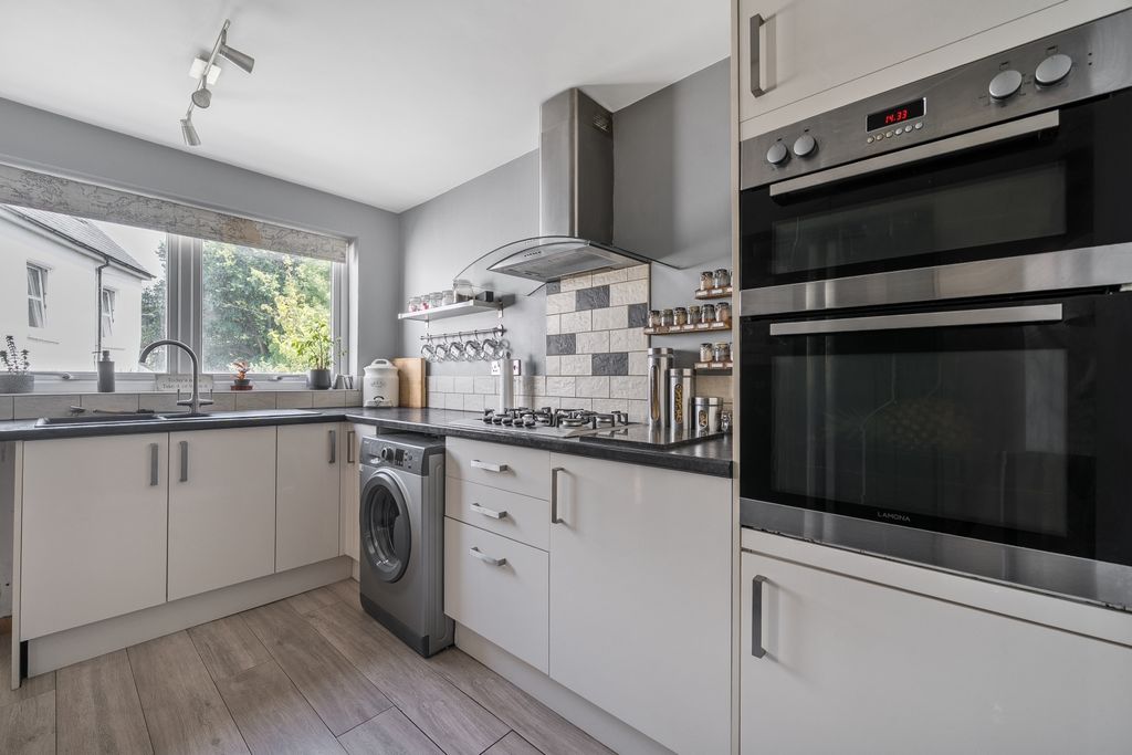 Property photo 2 of 20 1482681-8-6A46743d69Ca9