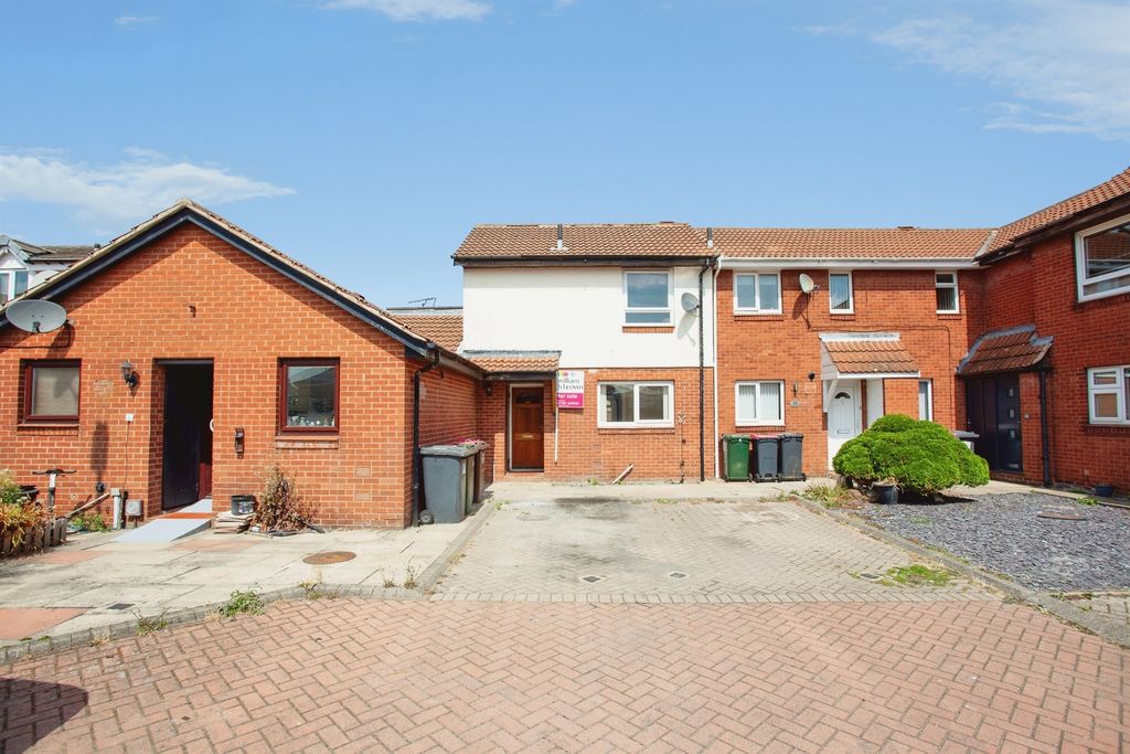 Property photo 1 of 15
