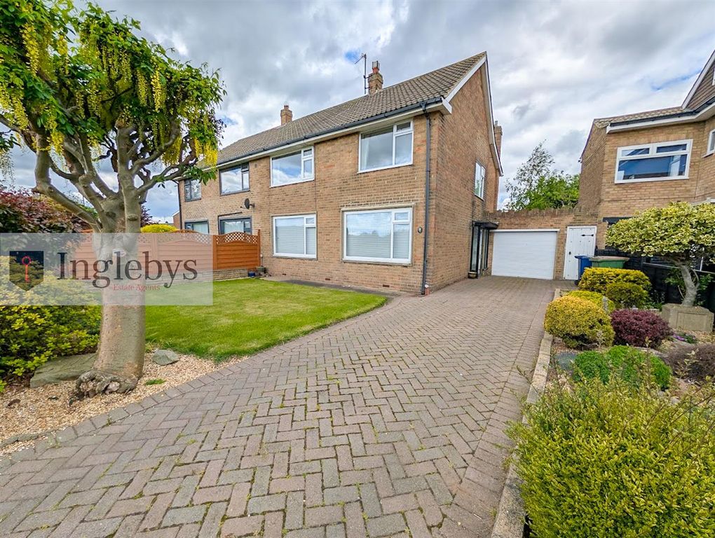 Property photo 1 of 28