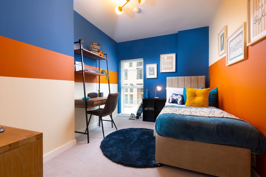 Property photo 1 of 21