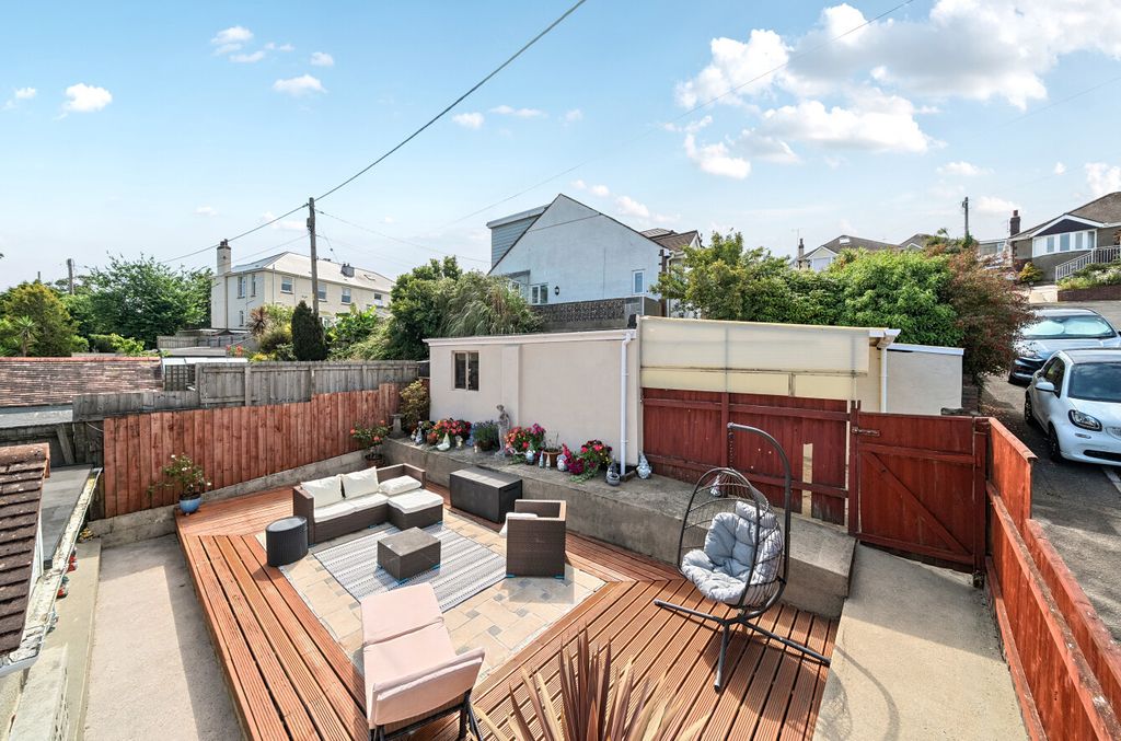 Property photo 3 of 26 1467570-3-6A396Af...