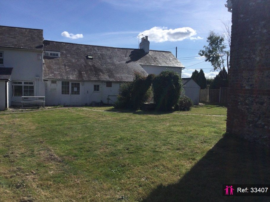 Property photo 2 of 7