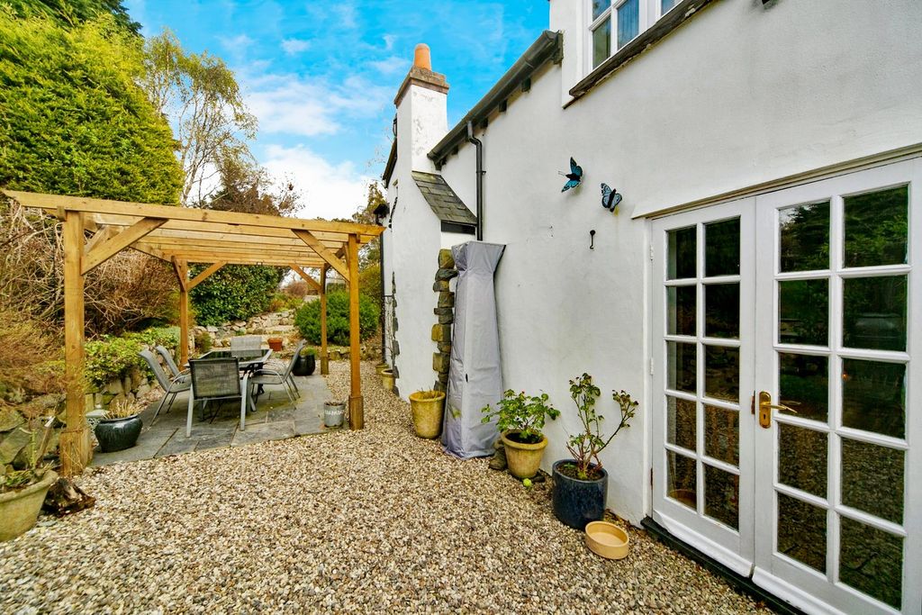 Property photo 3 of 30