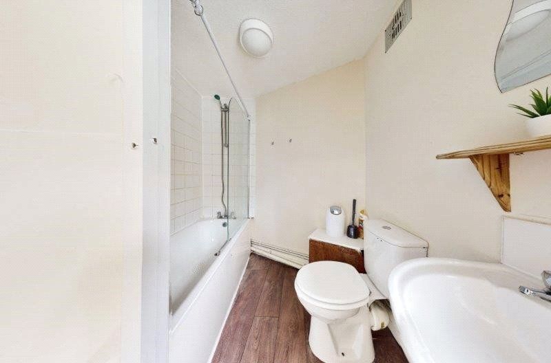 Property photo 3 of 15 Bathroom