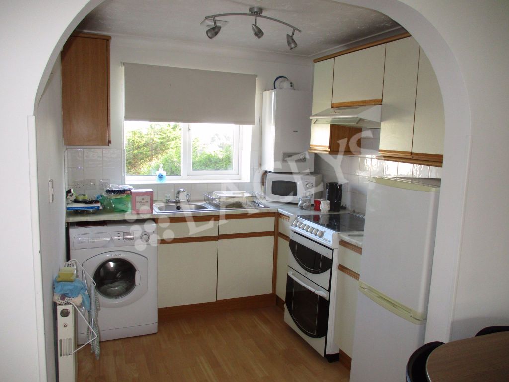 Property photo 2 of 5 Photo 3