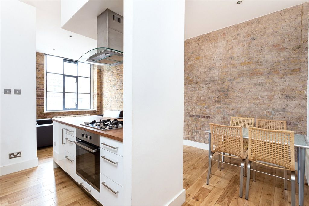 Property photo 2 of 10 Picture No. 03