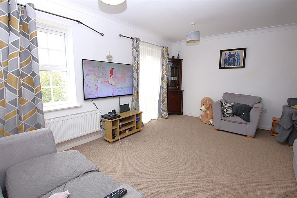 Property photo 2 of 12 Img_7543.Jpg