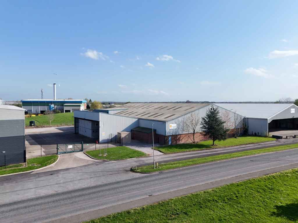 Property photo 1 of 6 Photo 5