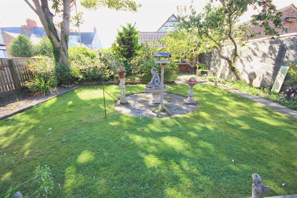 Property photo 3 of 35 Outside