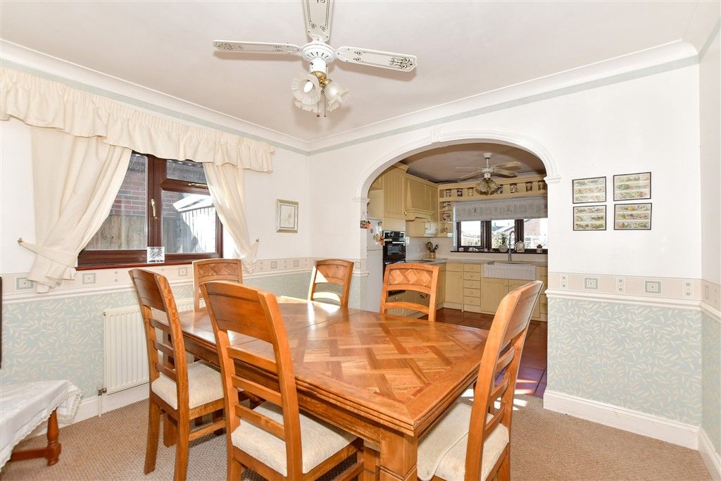 Property photo 3 of 15 Dining Area