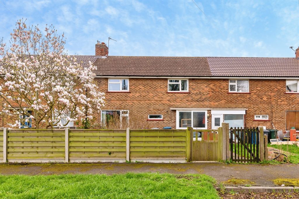 Property photo 1 of 17