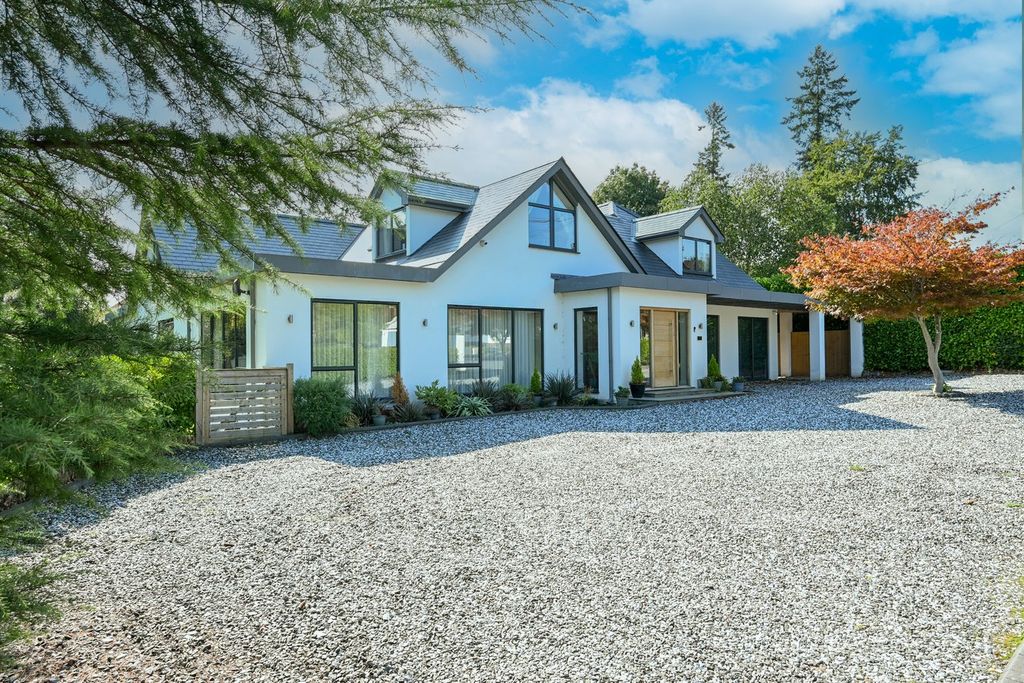 Property photo 1 of 20