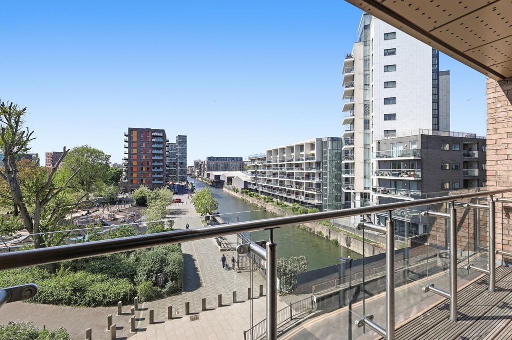 Property photo 2 of 18 Photo 2