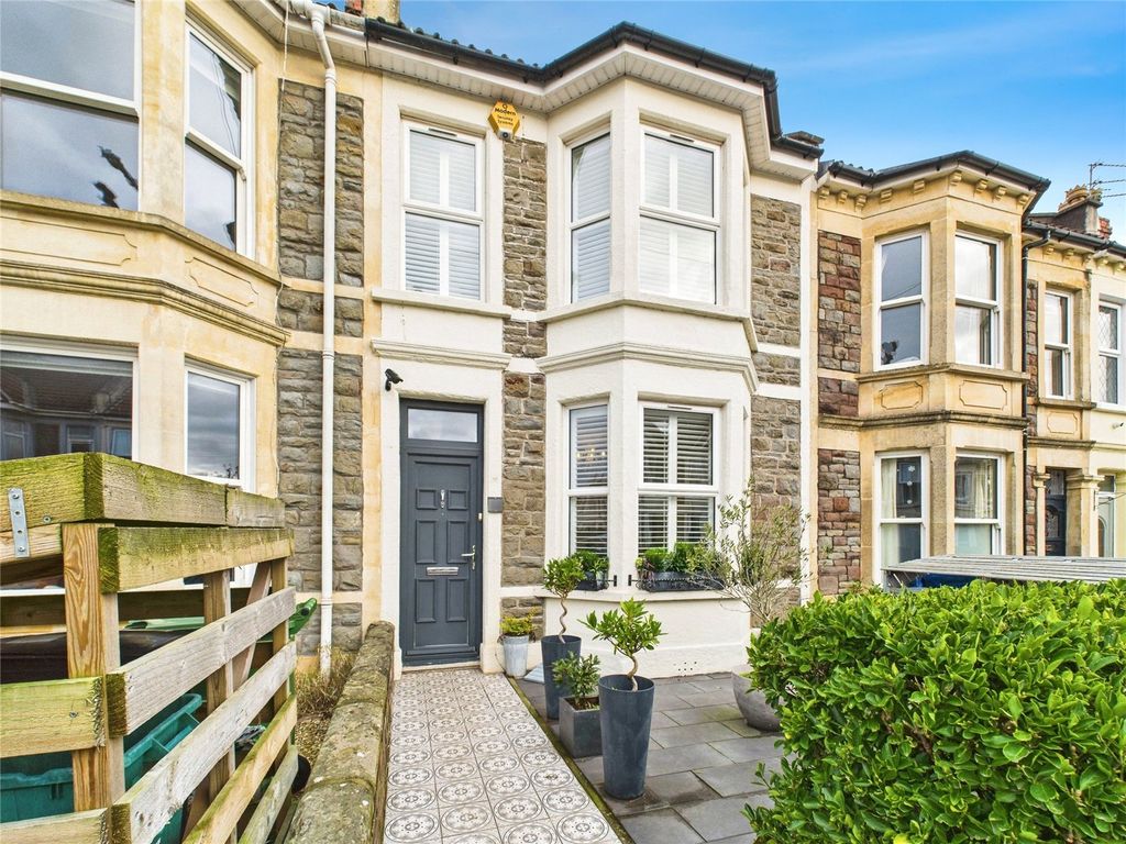 Property photo 2 of 30 Picture No. 87