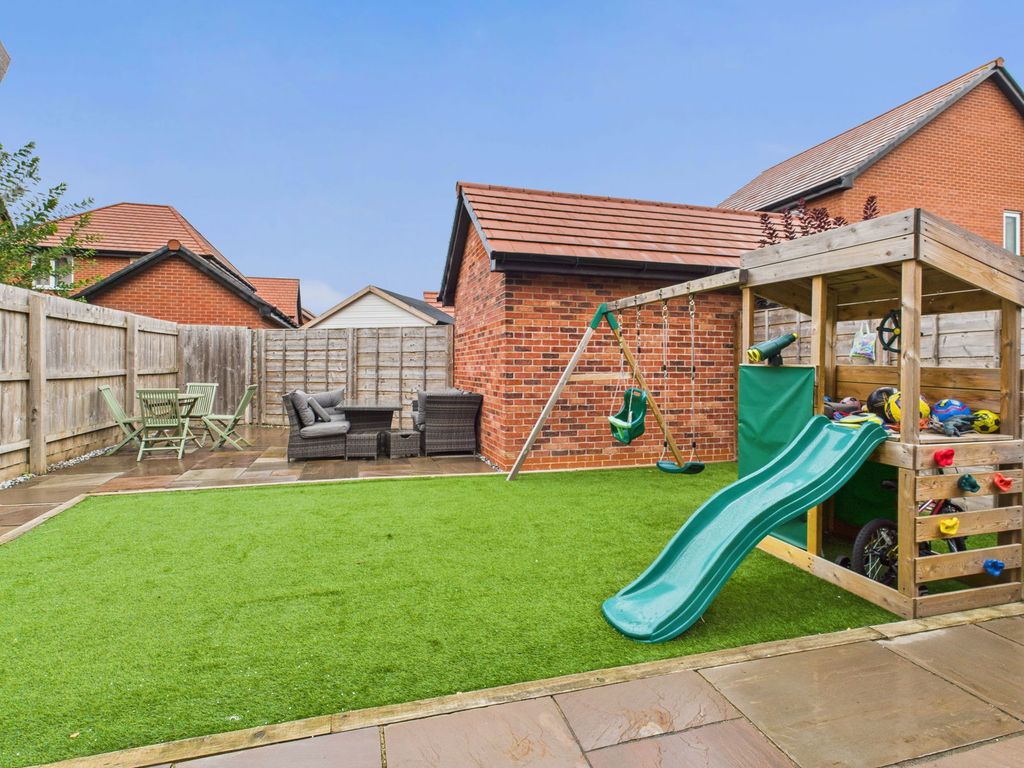 Property photo 3 of 19