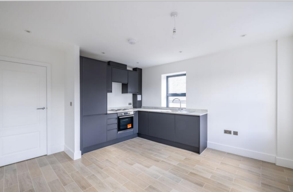 Property photo 1 of 3