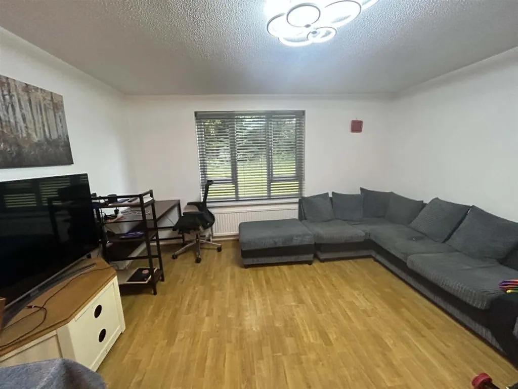 Apartment in Reading, Katesgrove, Coley - More