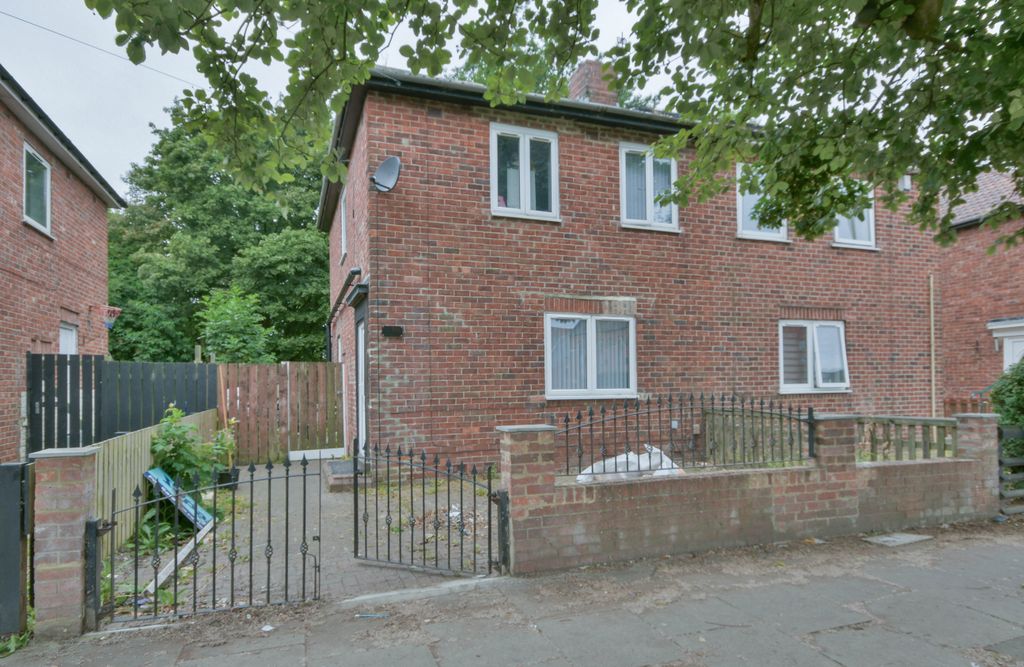Property photo 1 of 21