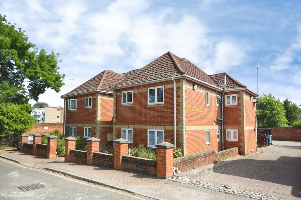 Property photo 1 of 15