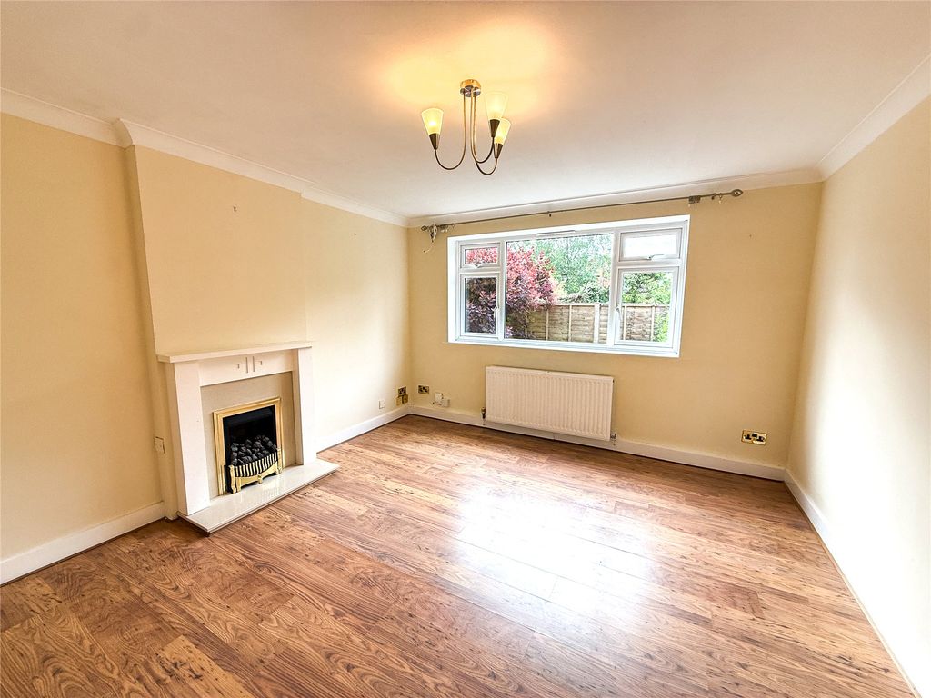 Property photo 2 of 15 Picture No. 14