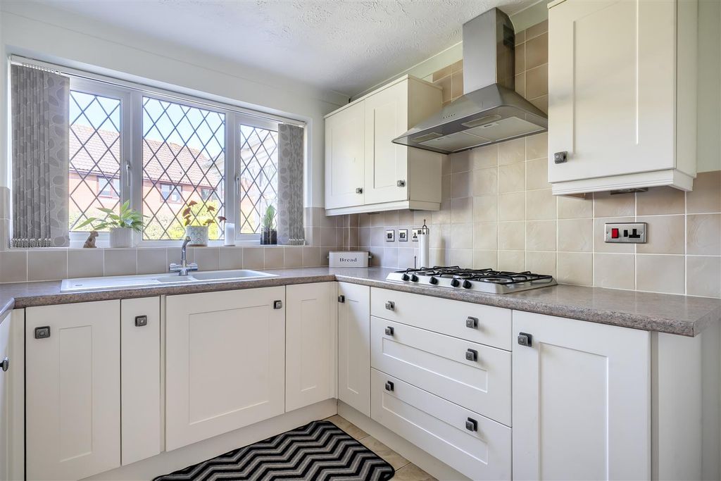 Property photo 2 of 19 1449102-12-69Eb4d275A52c.Jpg