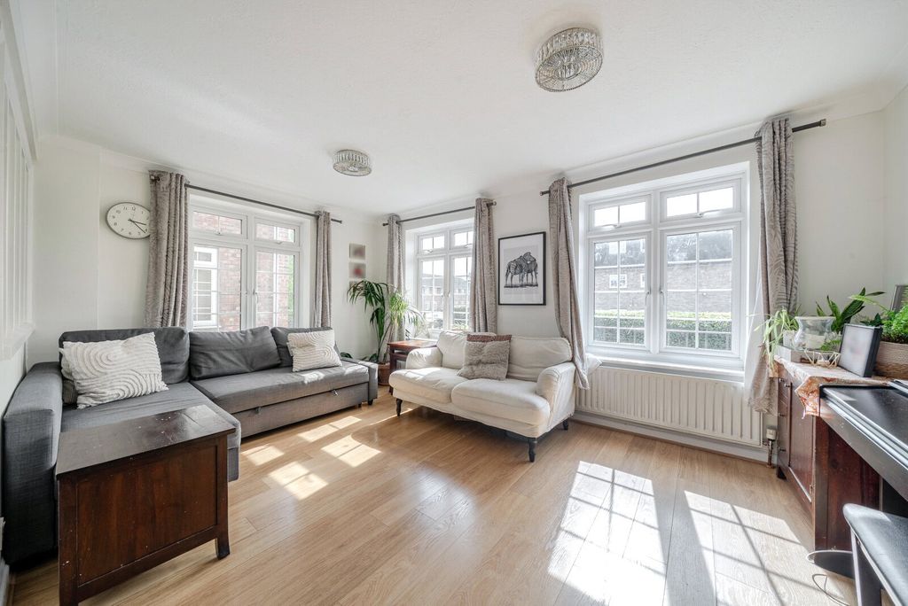 Property photo 2 of 10 2