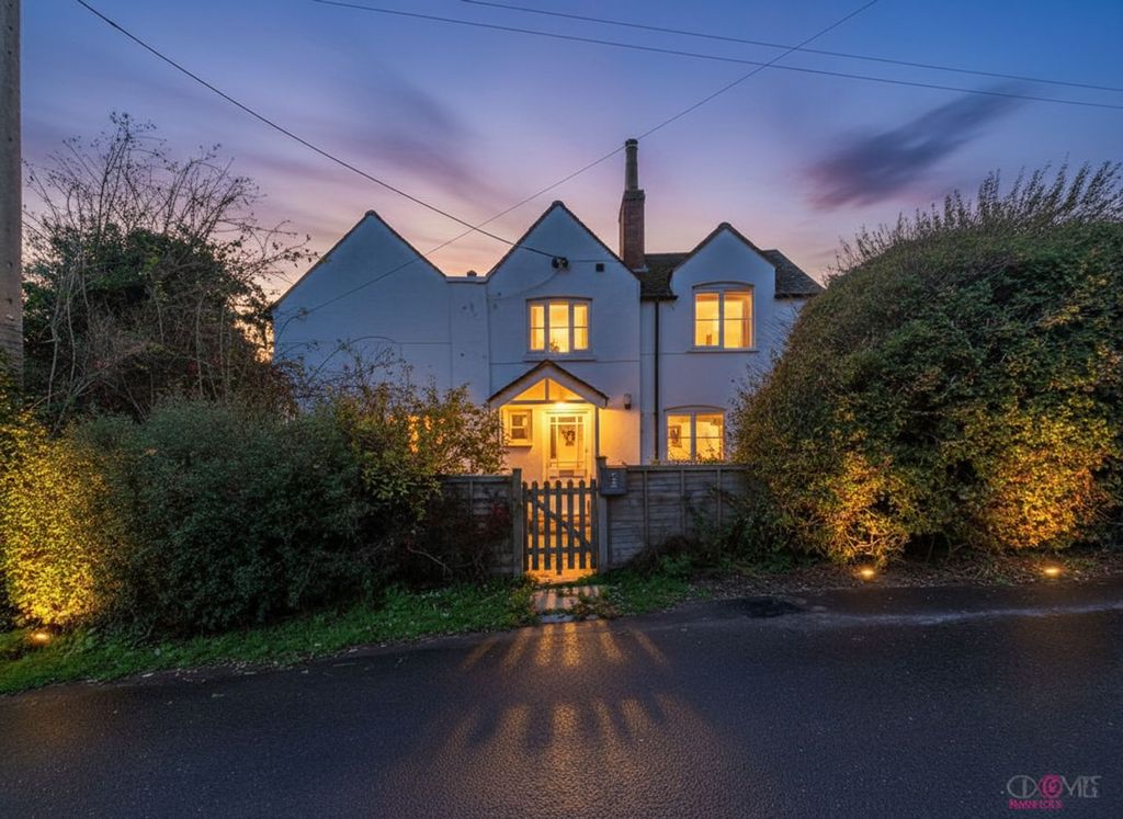 Property photo 1 of 24