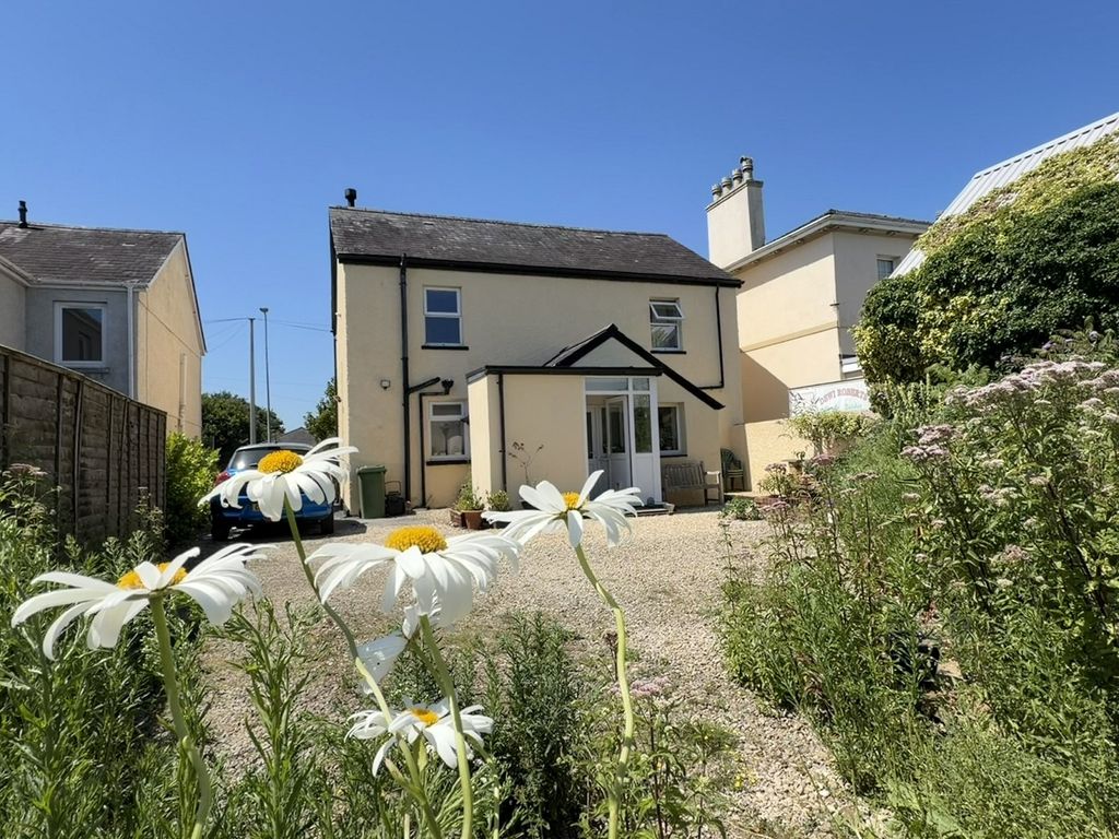Property photo 2 of 19 Not Specified