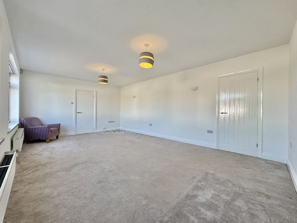 Property photo 3 of 32 Not Specified
