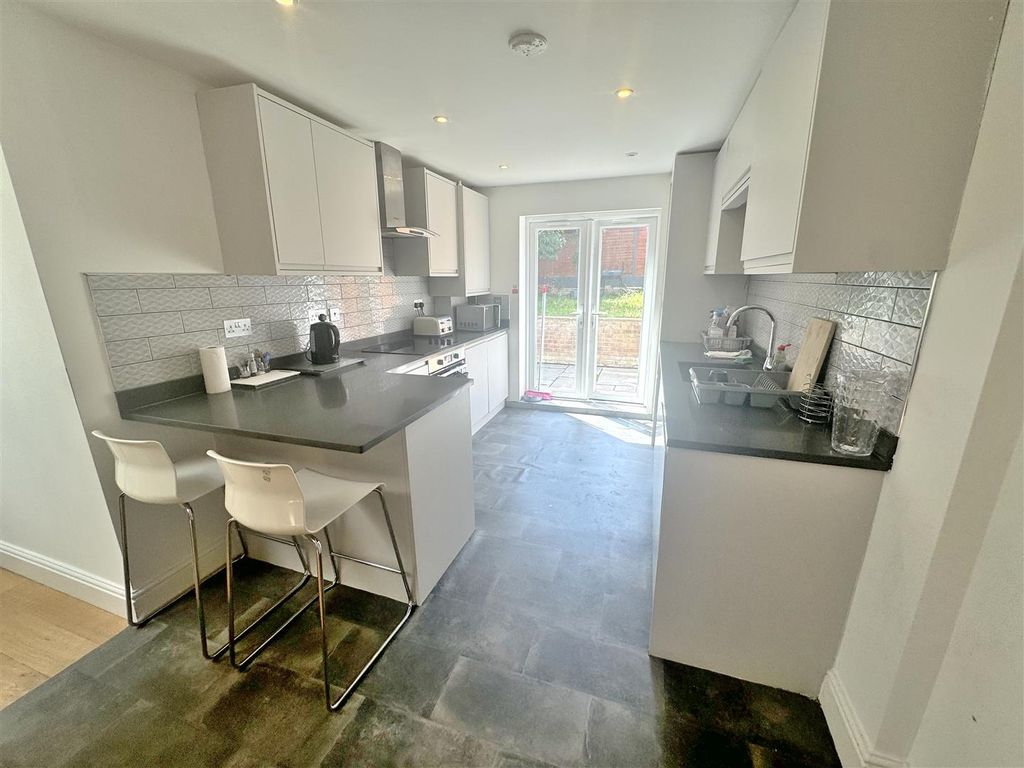 Property photo 3 of 13 Img_9093.Jpg