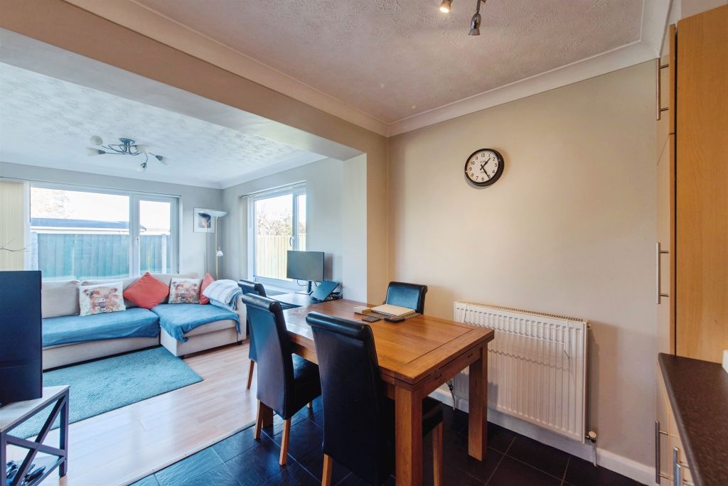 Property photo 3 of 20