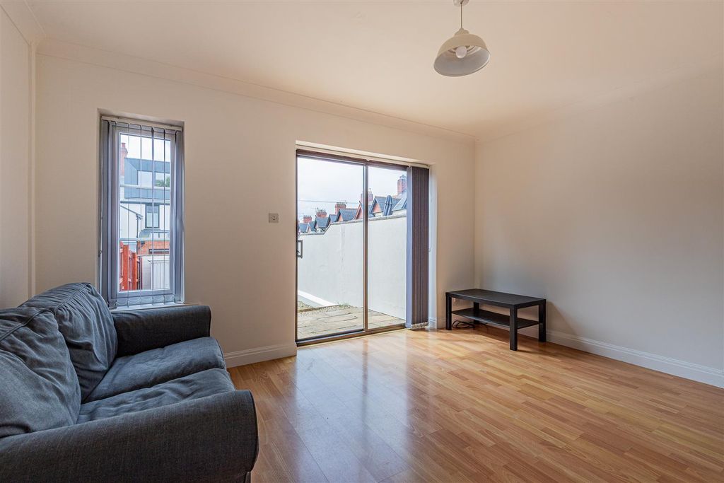 Property photo 2 of 12 19-5.Jpg