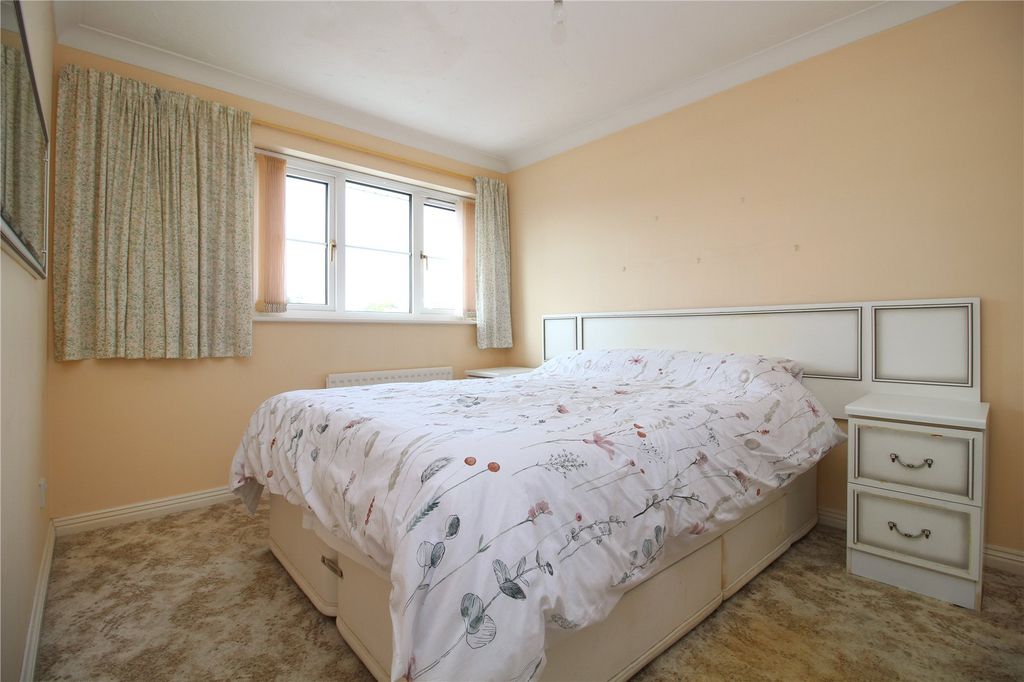 Property photo 3 of 15 Picture No. 26