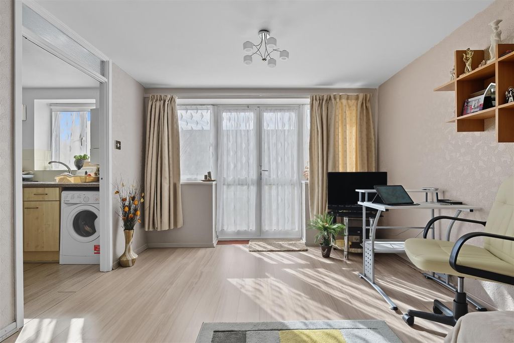 Property photo 2 of 16 Img_3696.Jpg