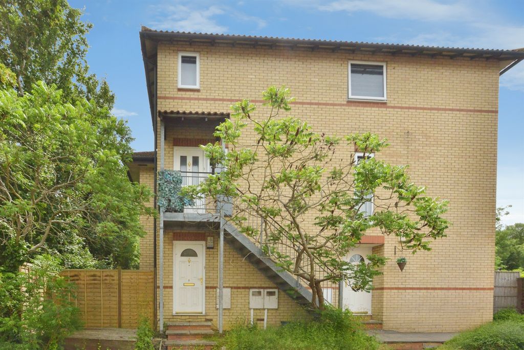 Property photo 1 of 8