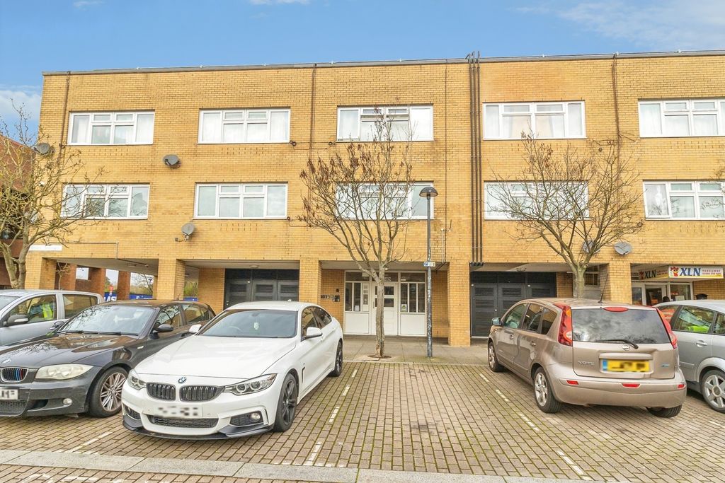 Property photo 2 of 16 Pbox-Img.Jpg