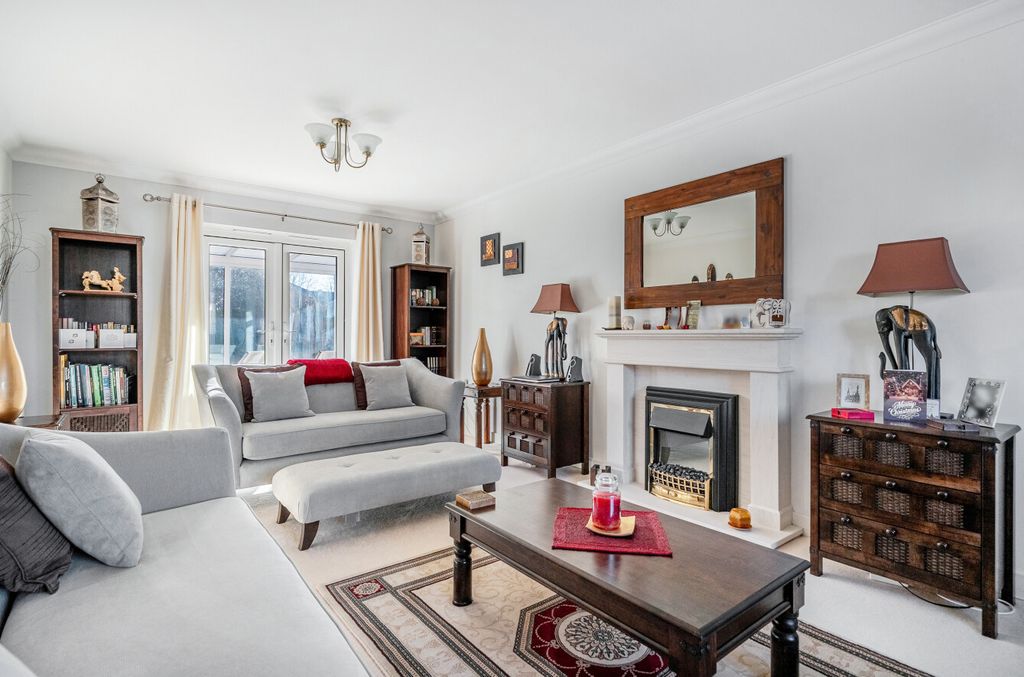 Property photo 2 of 22 1386629-19-69304c...