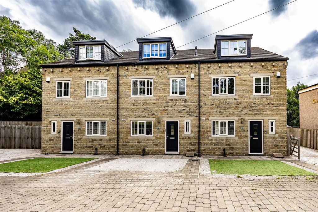 Property photo 1 of 27 141Crbrd-180725-29.Jpg