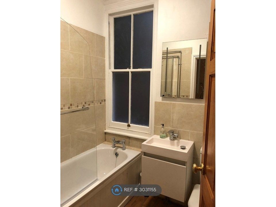 Property photo 2 of 14 Bathroom View1