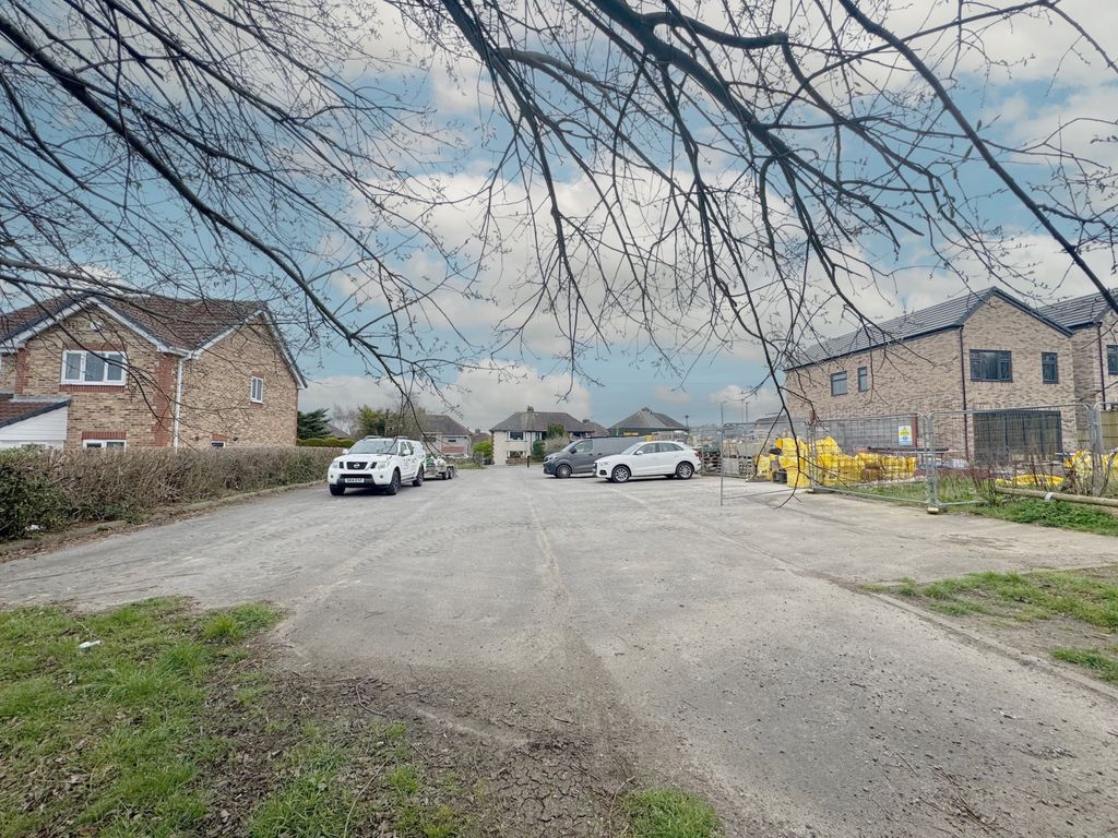 Property photo 2 of 8 Land