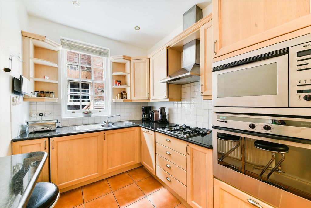Property photo 3 of 11 Image