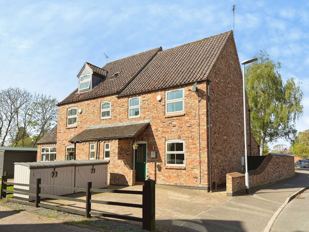 Property photo 1 of 19 E82ee57A-Img_9926