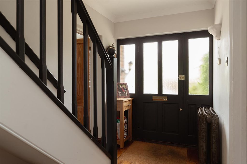 Property photo 3 of 16 3.Jpg